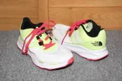 24.5㎝　ノースフェイス　トレイル　ランニングシューズ NFW02204のサムネイル