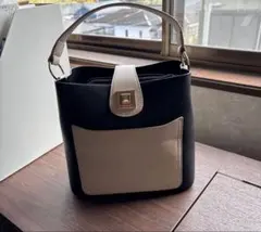 D.KELLY 上品バイカラー ハンドバッグ ベルトデザイン 黒