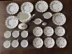 大幅値下げ WEDGWOOD ハザウェイローズ ティータイムセット - メルカリ