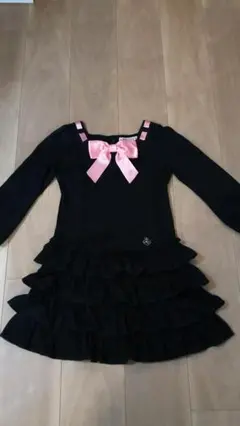 メゾピアノ　ワンピース　130ｃｍ　リボン　フリル