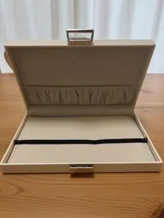 新品未使用　ジュエリーボックス