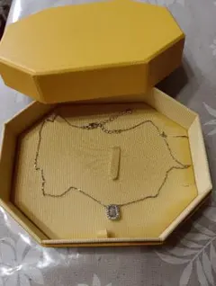 ゴールド ネックレス