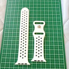 Apple Watch用ホワイトシリコンバンド