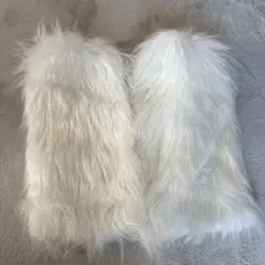 ホワイトファーレッグウォーマー