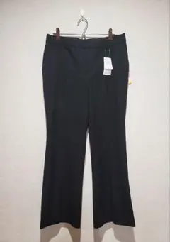 オンオフ 黒 フレアパンツ 美楽るスタイル LL