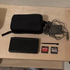 ニンテンドーDS LITE ブラック　ヘッドポーターケース　ソフト2個付き