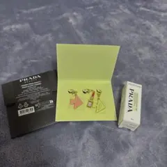 PRADA BEAUTY チャームセット ノベルティ 新品未使用 リップ