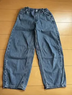 GU バレルレッグジーンズ140 デニムパンツ　GIRLS
