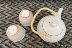 有田焼　ほたる彫 春 急須 と湯のみ 3個セット