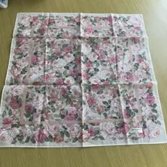 ピエール　カルダン 花柄 スカーフ 42cm ピンク　未使用　ハンカチ　おしゃれ