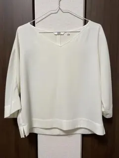 ユニクロ　ドレープブラウス　7分袖