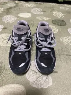 NewBalanceMR 2002 ブラック/グレー27cm