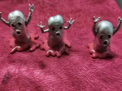 ジョジョの奇妙な冒険 一番くじ Mtデスクトップマスコット メタリカ３種セット