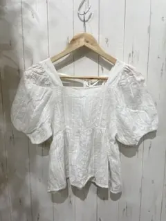 Item thumbnail for item f465a0bc-ff8f-45ff-a3de-67b0a396b077