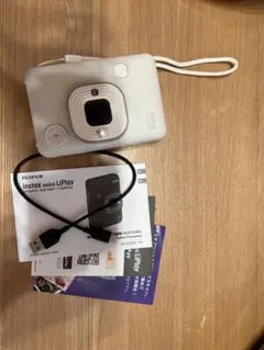 【美品】FUJIFILM instax mini LiPlay ホワイト