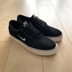 未使用 NIKE SB ナイキSB シューズ スニーカー 25.5cm 黒/白