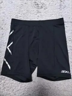 2XU コンプレッション ショーツ　黒のサムネイル