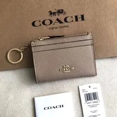 新品　COACH コーチ 定価17,600円 コイン パス ID ケース　財布