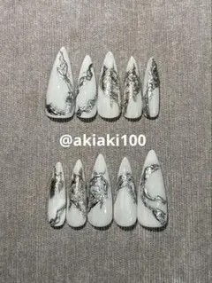 ネイルチップ　シルバーダークスモーク個性派量産型クロムワンホン韓国y2kギャル