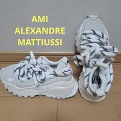 Item thumbnail for item 3358cf4d-741c-42d6-81c1-ff3e25e5a8ee