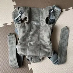 ベビービョルン　ベビーキャリアmini
