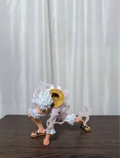 ワンピース ルフィ　ギア5　フィギュア