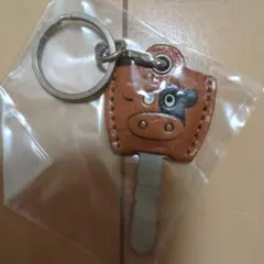 牛キーホルダー