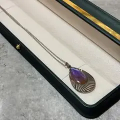 ヴィンテージ　ドロップ型　ネックレス