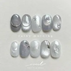 ネイルチップ　ニュアンスネイル　ブルーグレー　水色　青　マグネットネイル　淡色