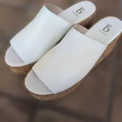 Piche bianc 厚底サンダル