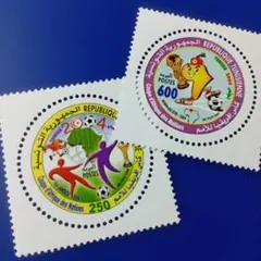 9845 外国切手 チュニジア 2004年 サッカー 大会 円形 2V