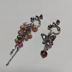 イヤリング 蝶々 レトロ 左右柄違い