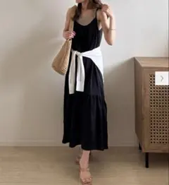 美品　ユニクロUNIQLO ティアードキャミソールワンピース