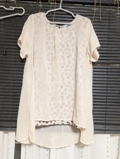 ベージュ レオパード柄 半袖トップス