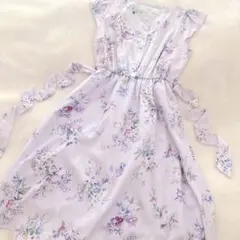 ウエストりぼん付きスイートブーケフラワーワンピース tocco