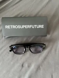 RETROSUPERFUTURE / Luce [サングラス / ブラック]のサムネイル