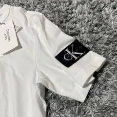 Calvin Klein Jeans Tシャツ ホワイト　L 新品のサムネイル