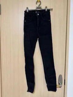 ZARA ブラック スキニーデニム EUR34
