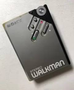 エッジ色落ちも良音、使い倒して！SONY WM-2 カセットウォークマン可動品W エッジ色落ちも良音、使い倒して！SONY WM-2 カセットウォークマン可動品W