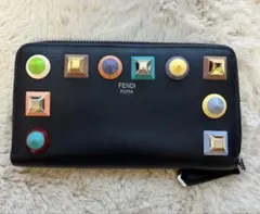 FENDI スタッズ　長財布のサムネイル