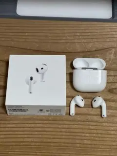 AirPods 4世代　ノイズキャンセリング搭載モデル