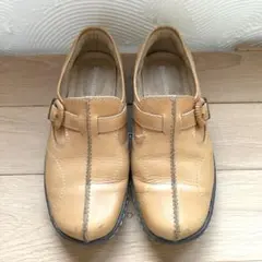 naturalizer ベルト付きベージュ ローファー 23㎝のサムネイル