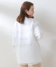 Chico バックプリントルーズロゴロンT