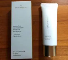 Item thumbnail for item a8cfef87-ab21-4f45-9561-3e78a71fe46d