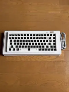 LOFREE Flow Lite84 US配列 white ボードのみ