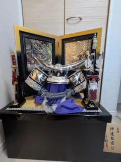 五月人形 兜　伊達政宗のサムネイル