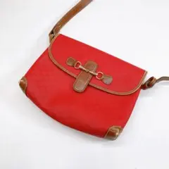 赤 ショルダーバッグ