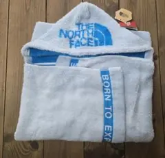 THE NORTH FACE フード付きタオル 水色