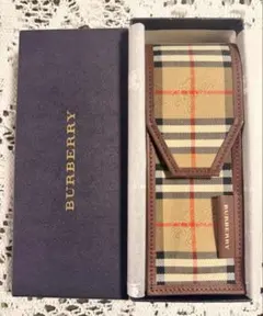 Burberry☆ペンセット 未使用品☆ 送料込み 未使用)バーバリーBurberrysボールペンシャーペンセット