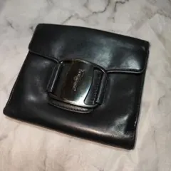 サルヴァトーレ・フェラガモ Ferragamo 2つ折り レザー 財布のサムネイル